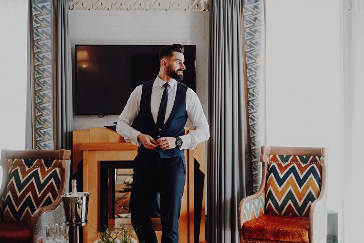 Gentleman — 008