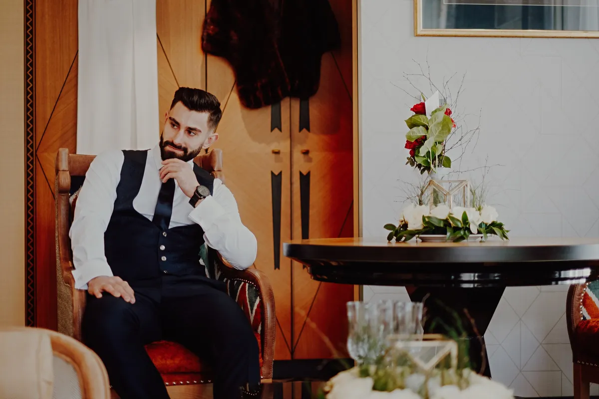 Gentleman — 012